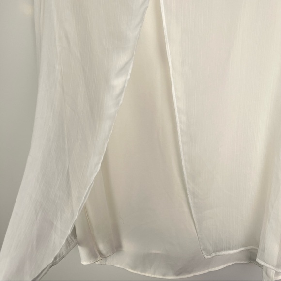 2/$30 White House Black Market Elegant Off White Women's Lace Semi sheer Top - Picture 10 of 11